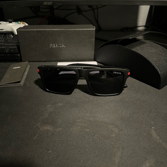 Prada Black and Red Sunglasses - Picture 1 of 7